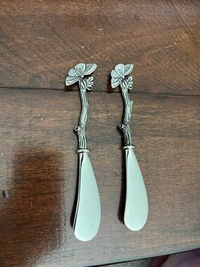 Mud Pie Silver Butterfly Butter/Cheese Spreader Set
